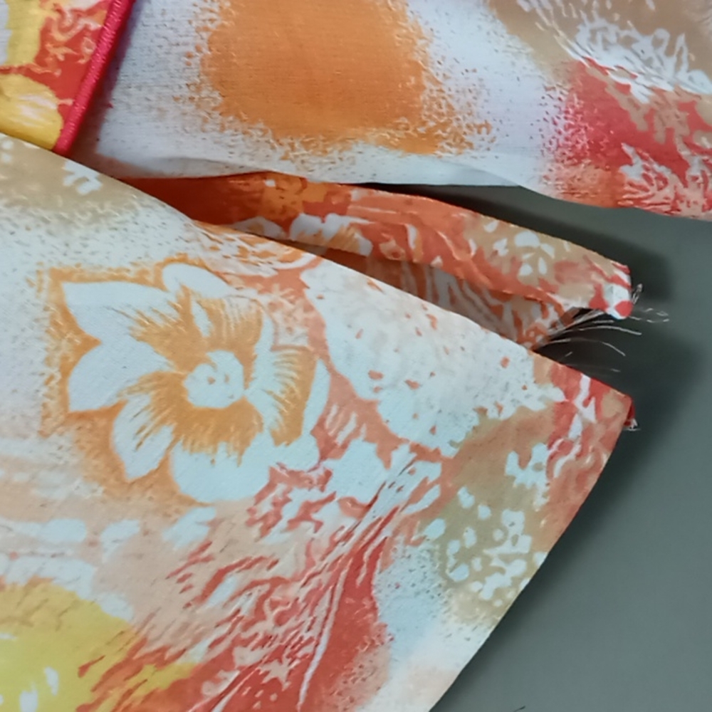 Shinsegye 93cm Orange Flowered Dress *Flaw Please Read - Picture 5 of 7